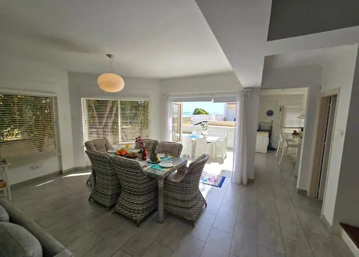 Prázdninový dům Sandy Coast Larnaca