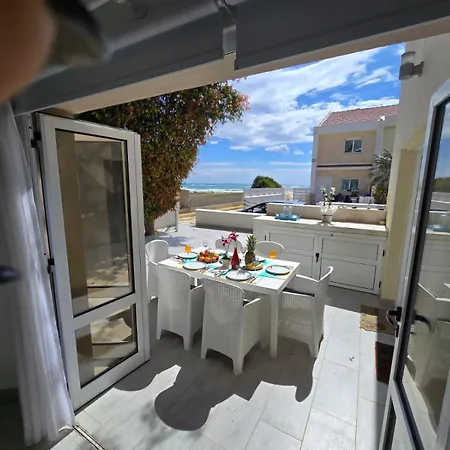 Sandy Coast * لارنكا