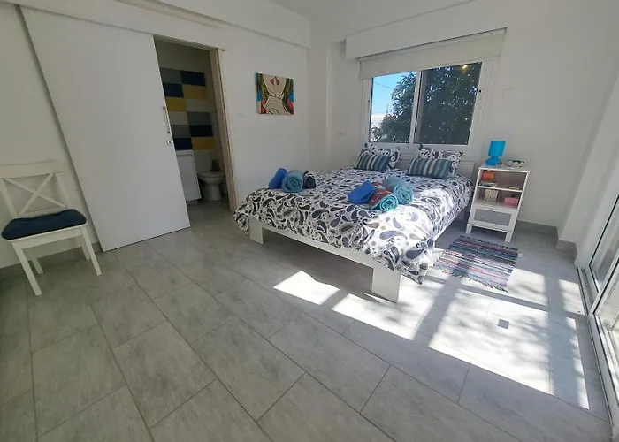 Sandy Coast * Larnaca